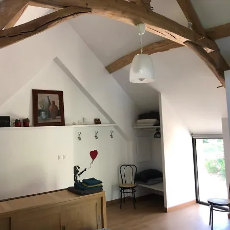Petite Maison Dans Fosse Troglodytes Hébergement de vacances