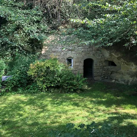 Petite Maison Dans Fosse Troglodytes Feriehus